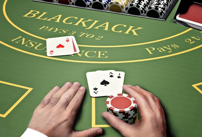 Cách chơi bài Blackjack Sv88 cơ bản