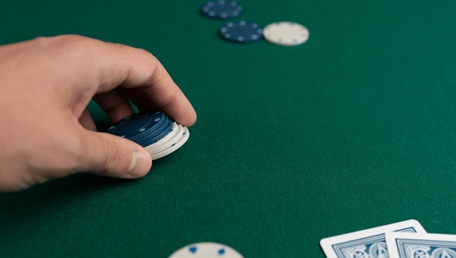 Khám phá những vị trí open bet poker