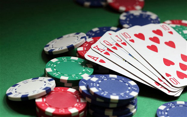 Cân nhắc kỹ đối thủ khi re raise hay 4 bet poker
